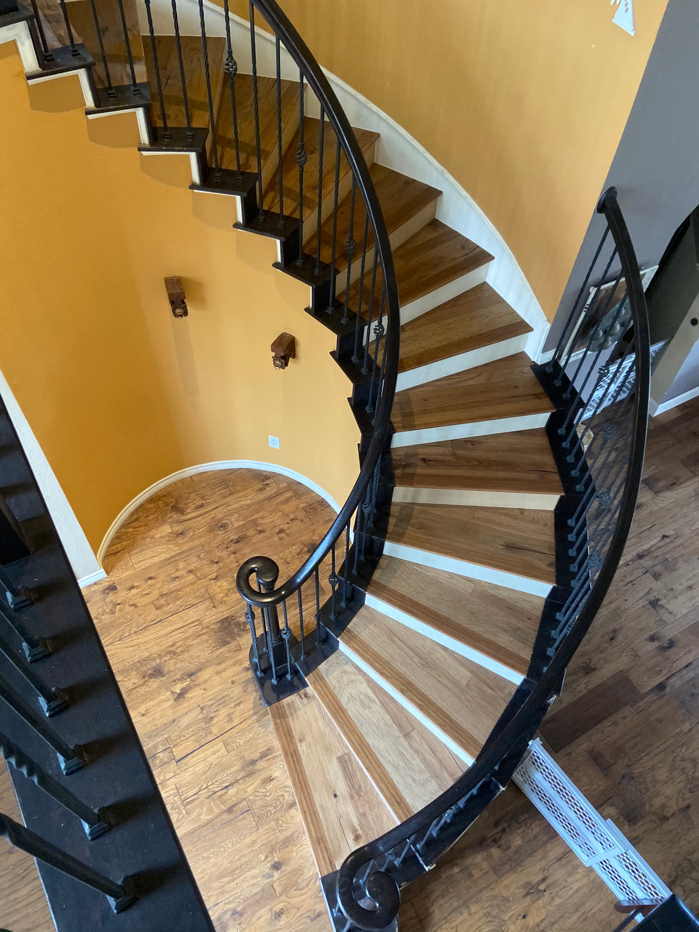 Custom hardwood stairs Fort Worth